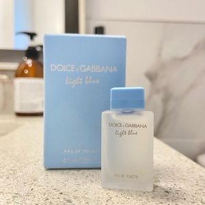 【2/$15】Dolce & Gabbana Light Blue 4.5ml